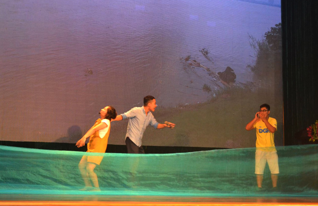 tap-huan-so-cuu-tai-nan-duoi-nuoc-cho-tre-em-tai-phuong-hoan-kiem.-anh-cdc-ha-noi.jpg