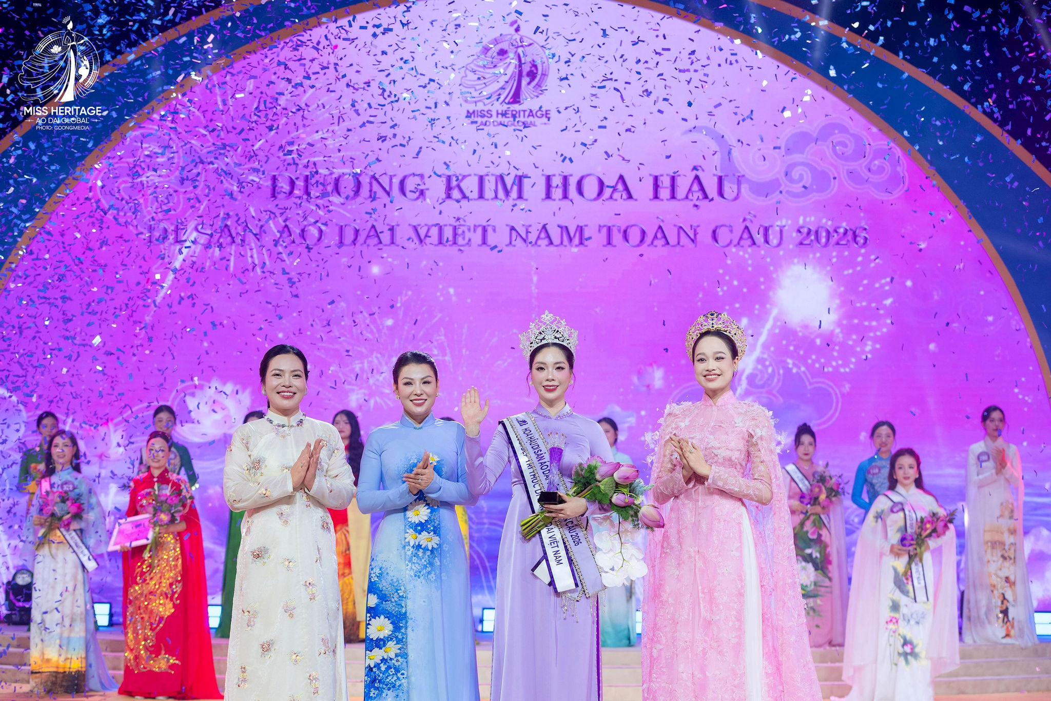 Áo dài và sen: Khi cuộc thi sắc đẹp kể chuyện di sản