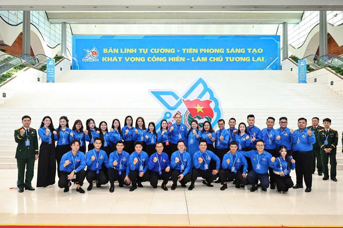 Đoàn đại biểu của Thủ đô Hà Nội tham dự Đại hội lần này, có 40 cán bộ Đoàn tiêu biểu.
