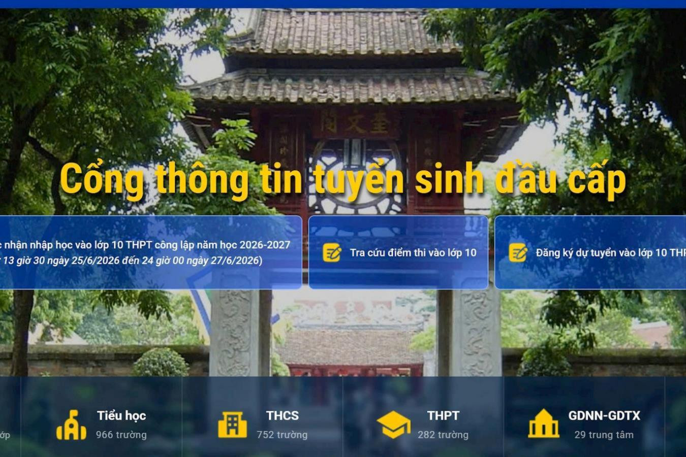 Chiều nay (25-6), học sinh Hà Nội xác nhận nhập học vào lớp 10