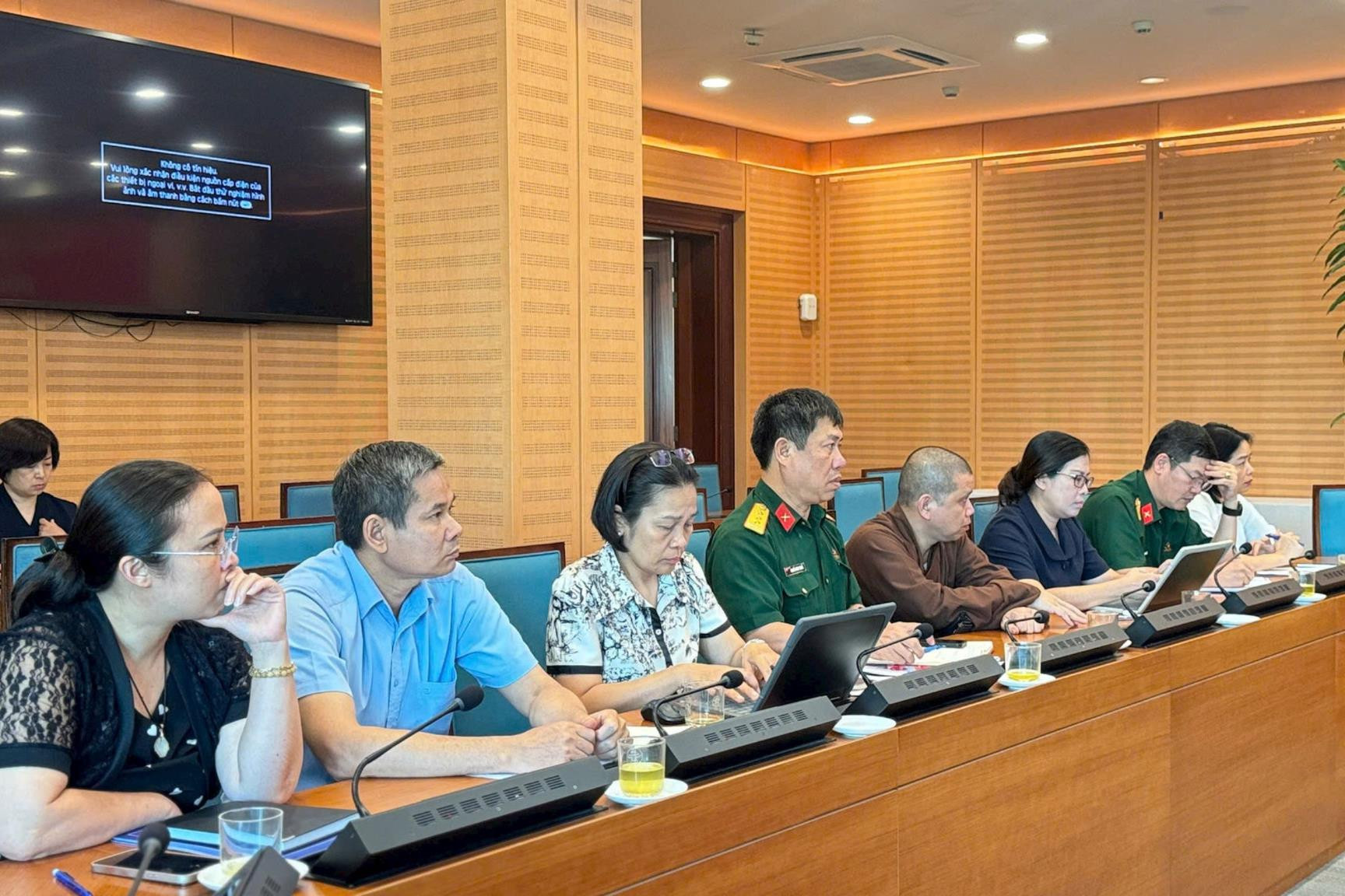 1-cac-dai-bieu.jpg