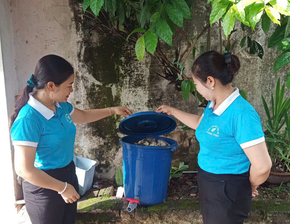 Phụ nữ Đại Xuyên lan tỏa thói quen phân loại rác tại nguồn
