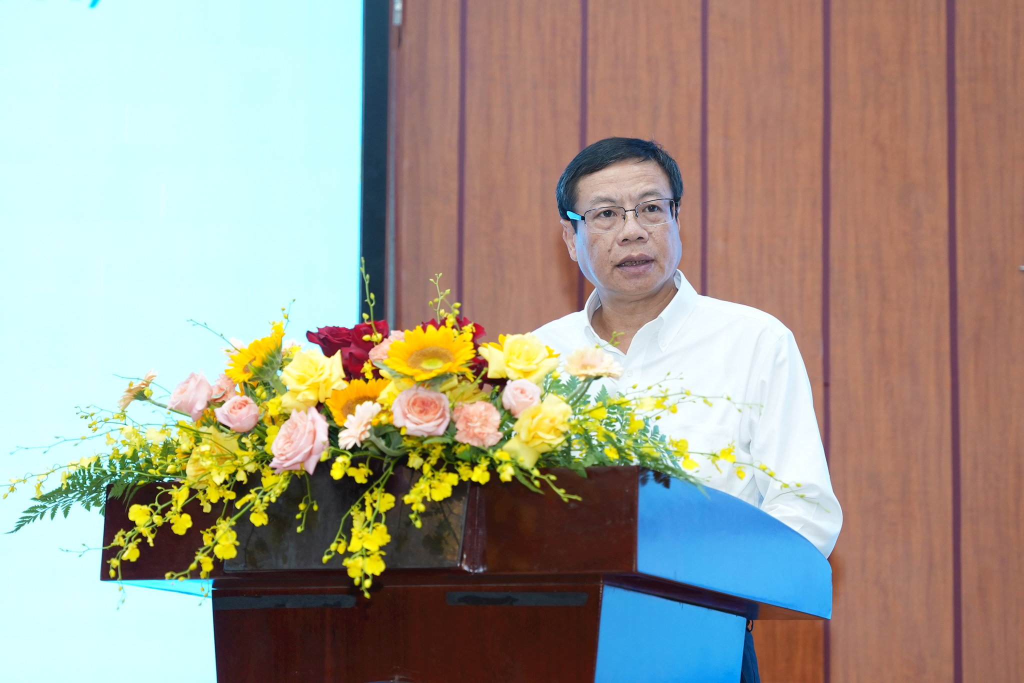 thu-truong-bo-kh-cn-le-xuan-dinh-phat-bieu-tai-hoi-thao-tong-ket.jpg
