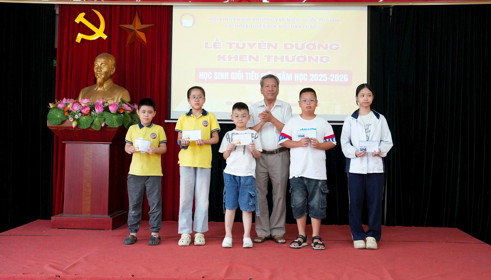 khuyen-hoc-2.jpg
