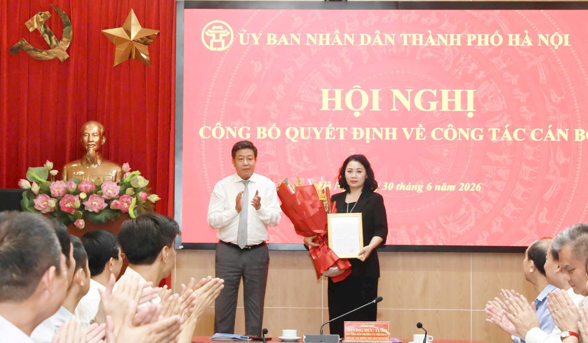 gen-h-z7992687366418_8ec8a02bf0433c946564a5335a2d14a4.jpg