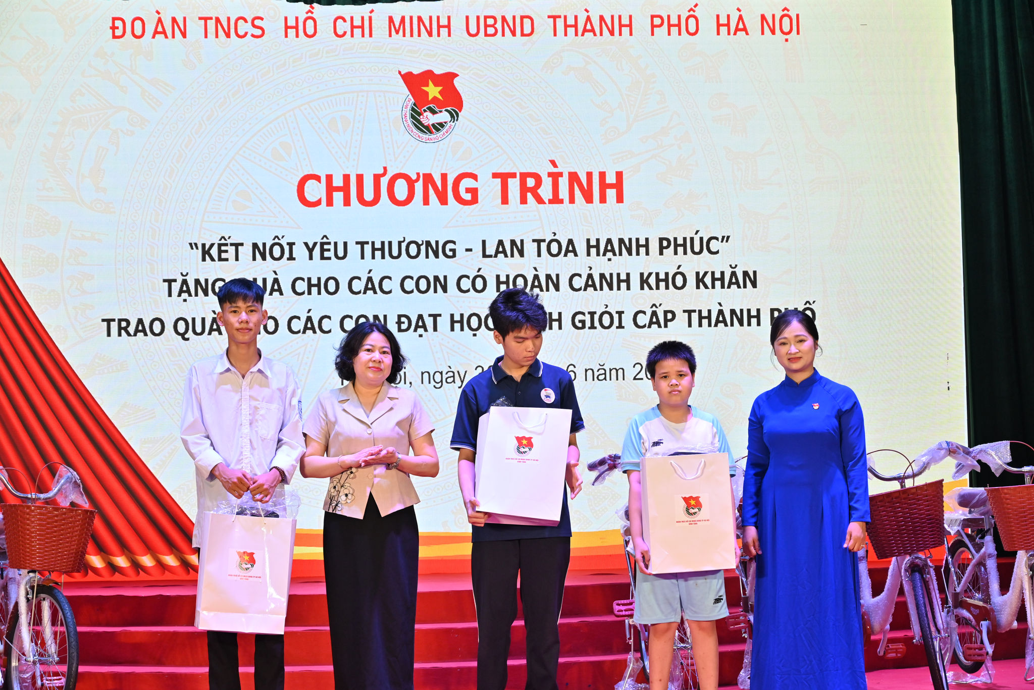 thieu-nhi-2.jpg