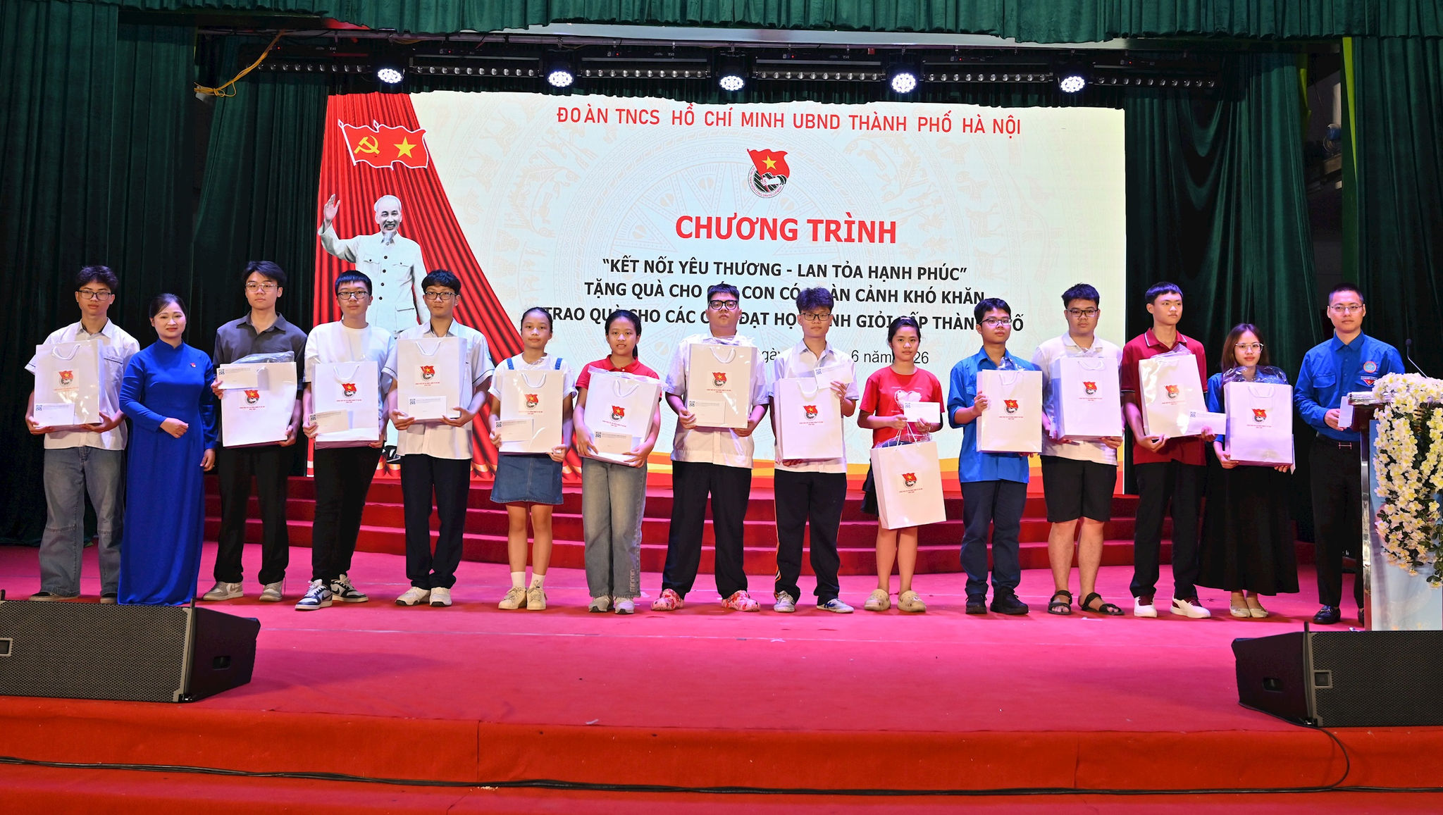 thieu-nhi-3.jpg