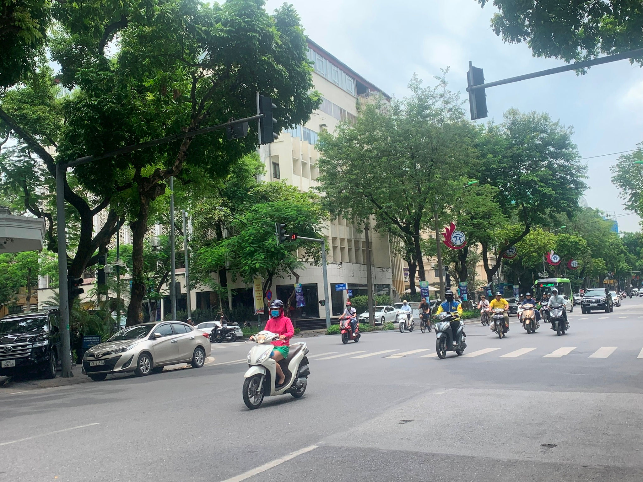 giao-thong-thong-thoang-tuan-luong.jpg
