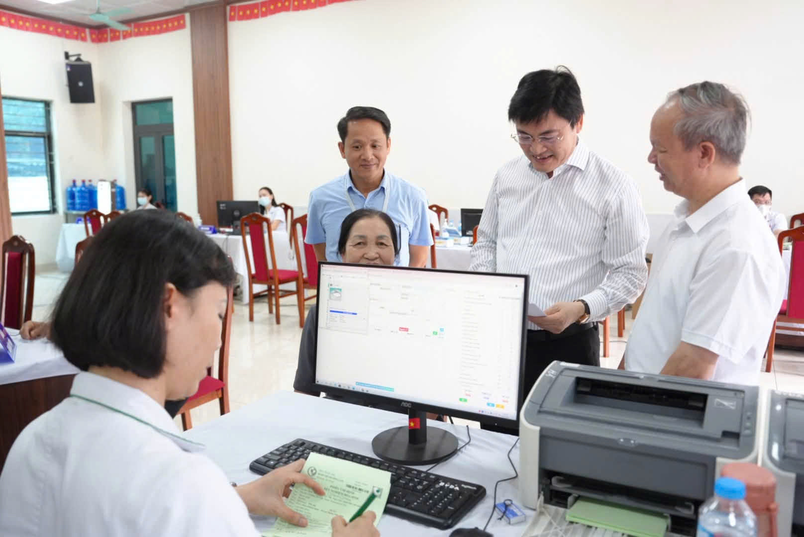 kham_suc_khoe_mien_phi1.jpg