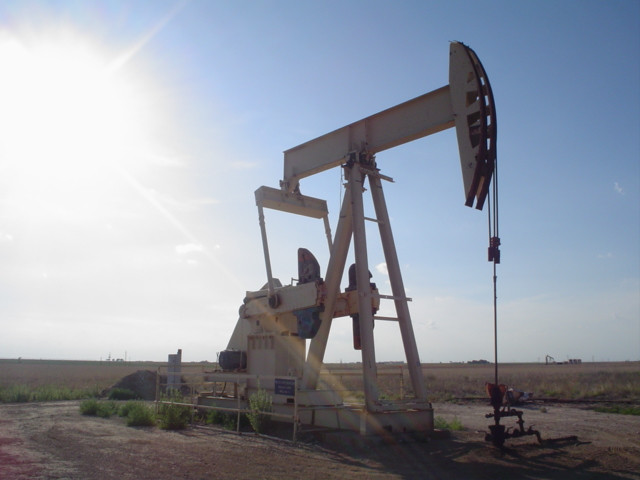 oil_well.jpg