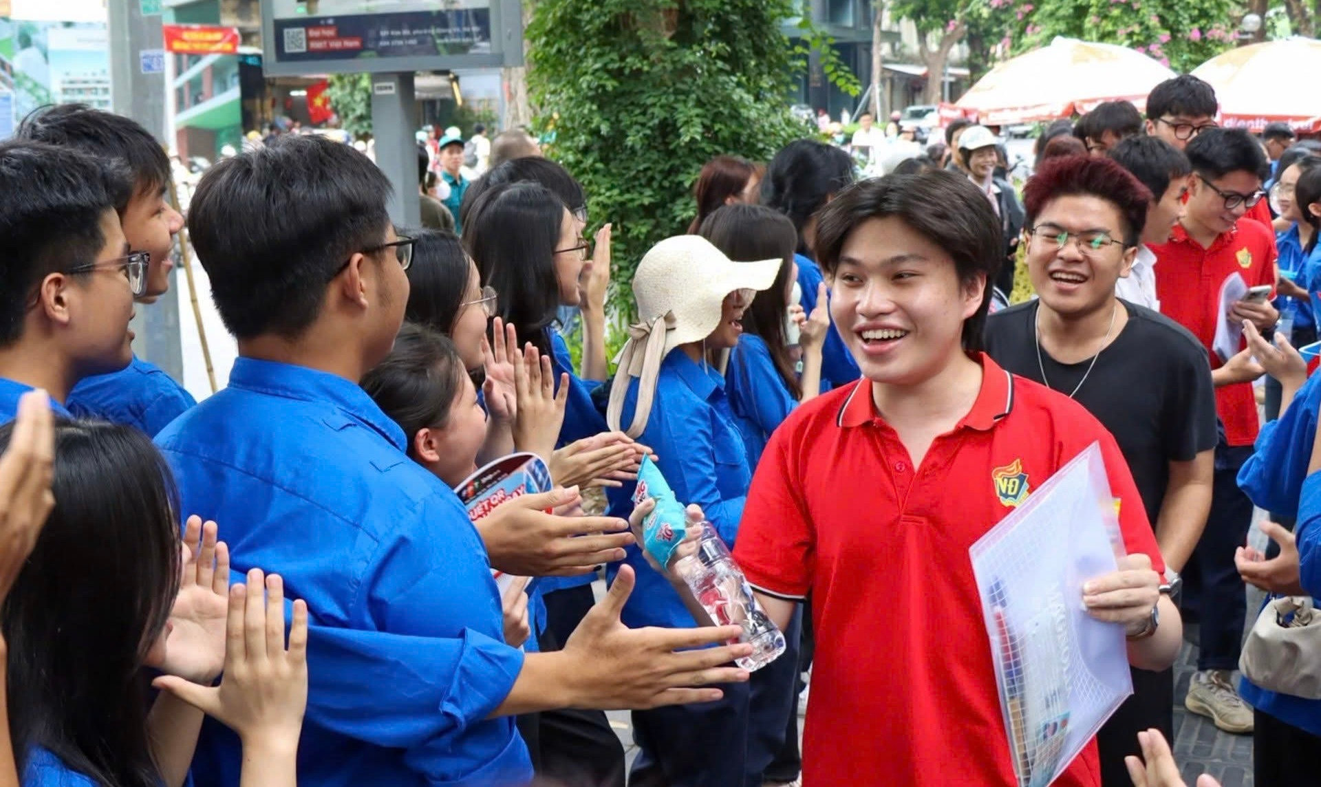 thu-khoa-1.jpg