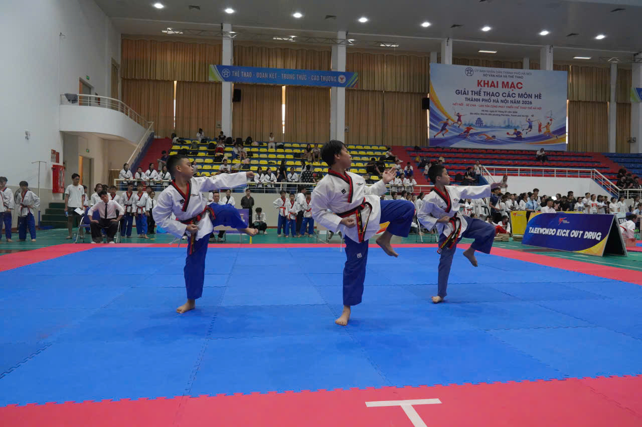 1-vdv-thi-dau.jpg