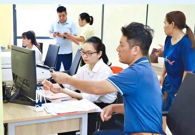 Phú Xuyên sau 01 năm đổi mới mô hình quản trị: Chuyển dịch vì mục tiêu phục vụ nhân dân Kỳ 2: Quả ngọt kinh tế từ tư duy quản trị mạnh mẽ