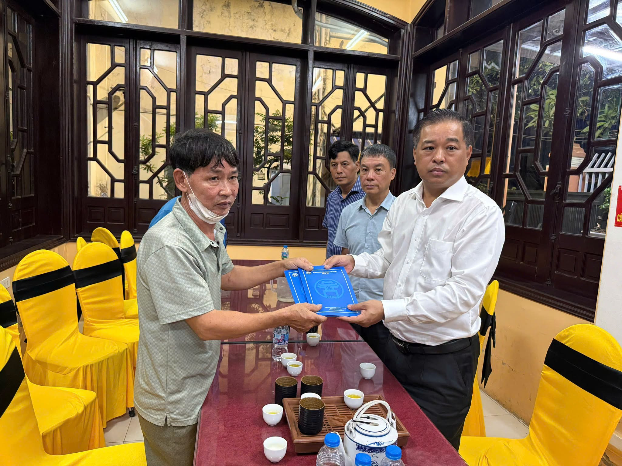 ong-phong-trao-1.jpeg