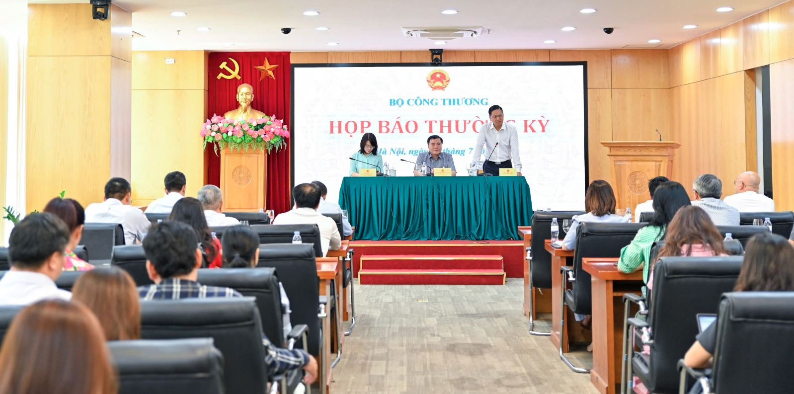 hop-bao-quy-ii.jpg