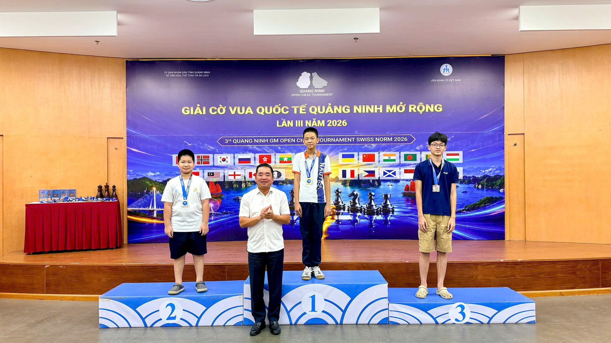 7-trao-giai2.jpg
