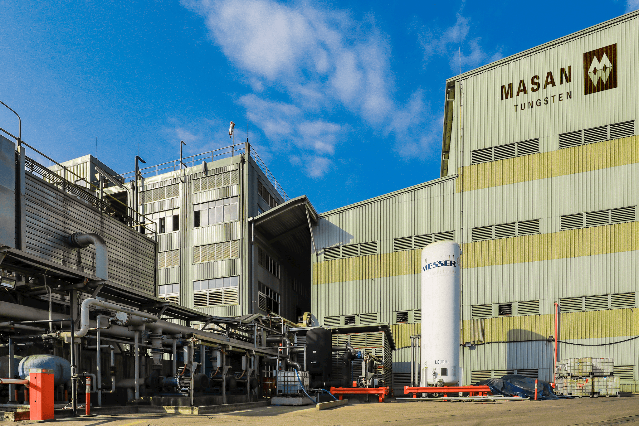 nha-ma-y-ca-ng-ngha-cao-masan-high-tech-materials.png