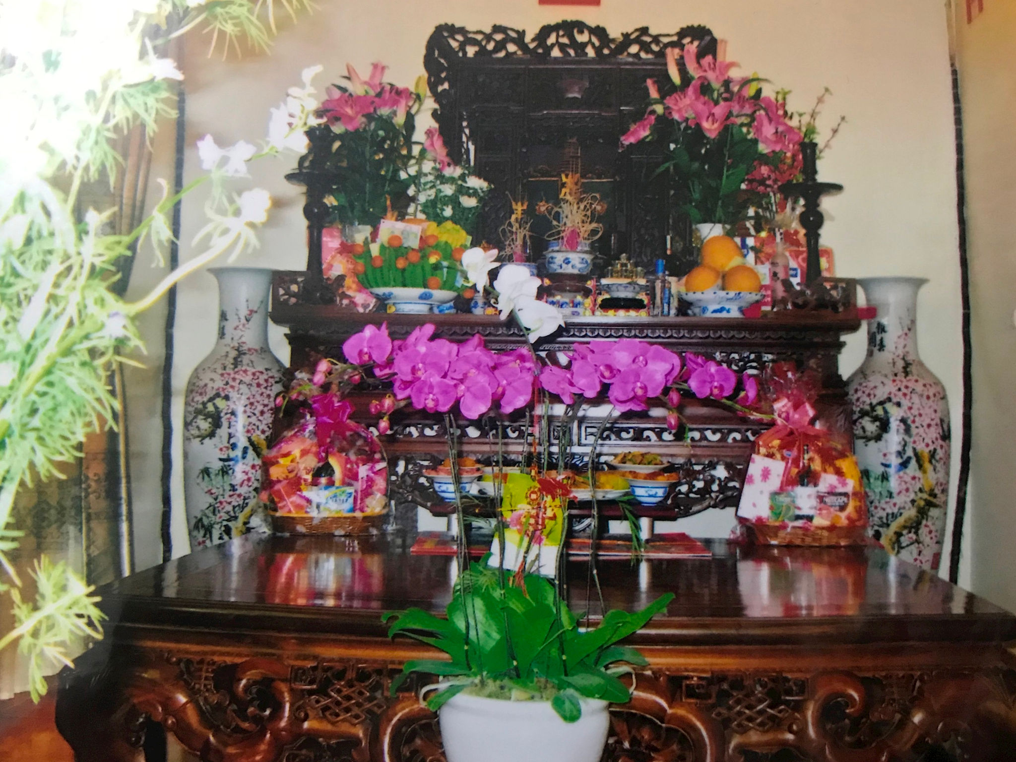 ban-tho-gia-tien-nha-ba-thuan.jpg