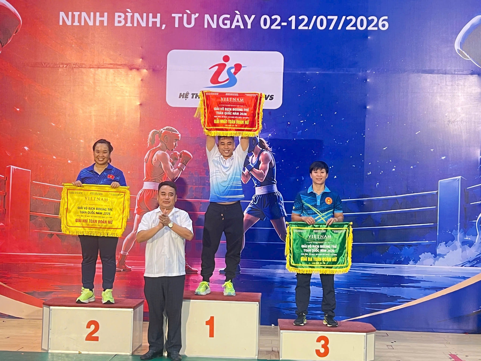 11-ha-noi-nhat-toan-doan.jpg