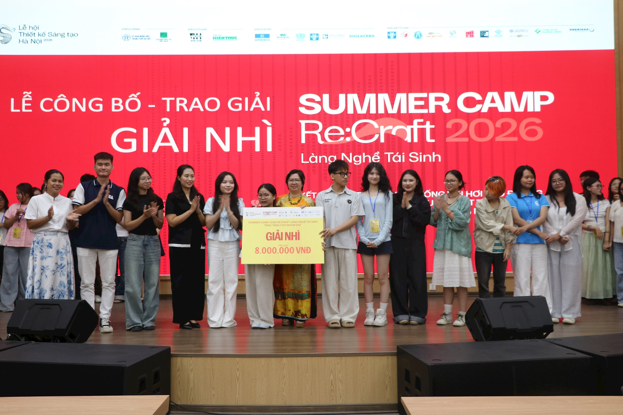 giai-nhi.jpg