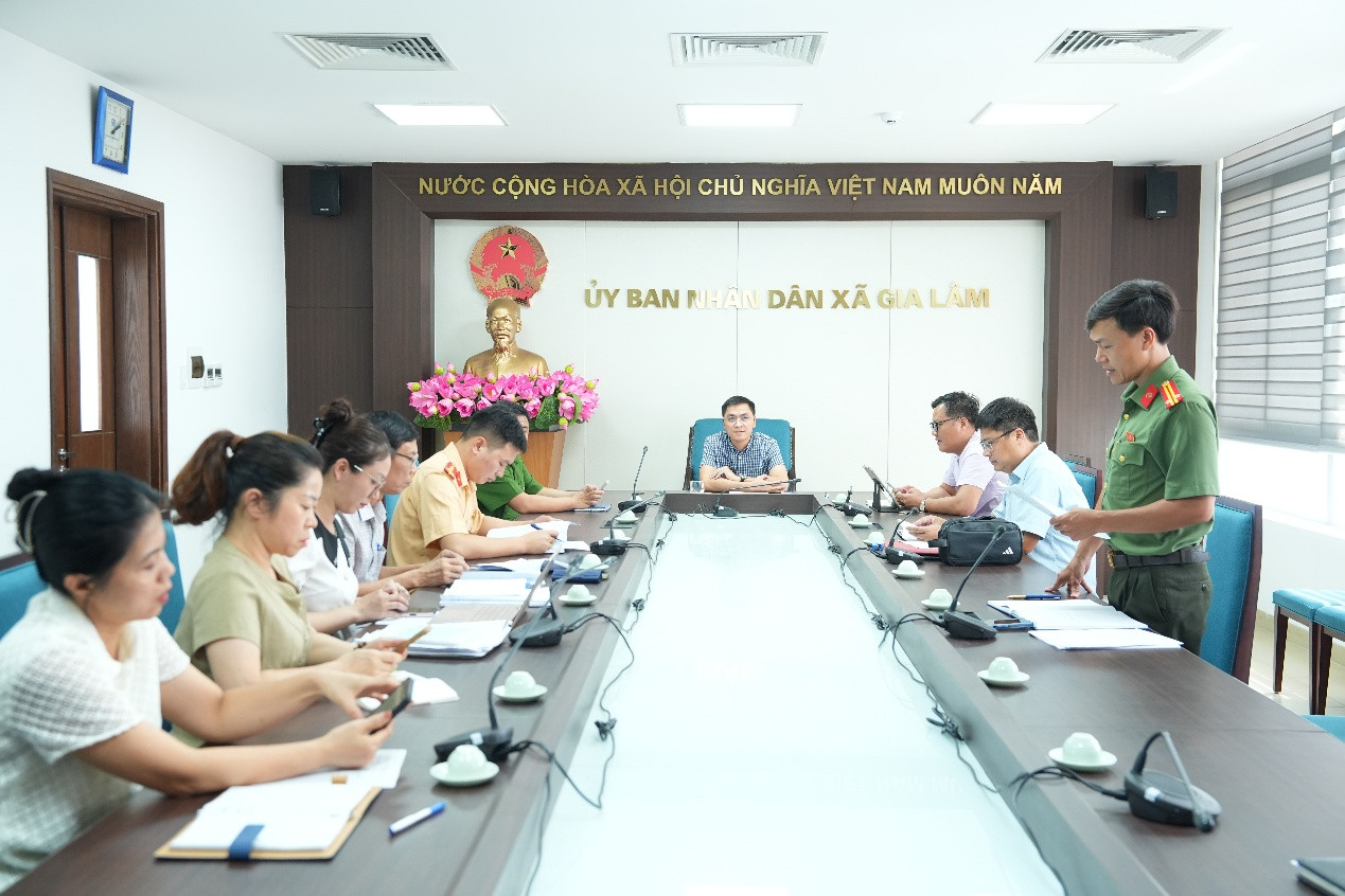 quang-canh-hoi-nghi.jpeg