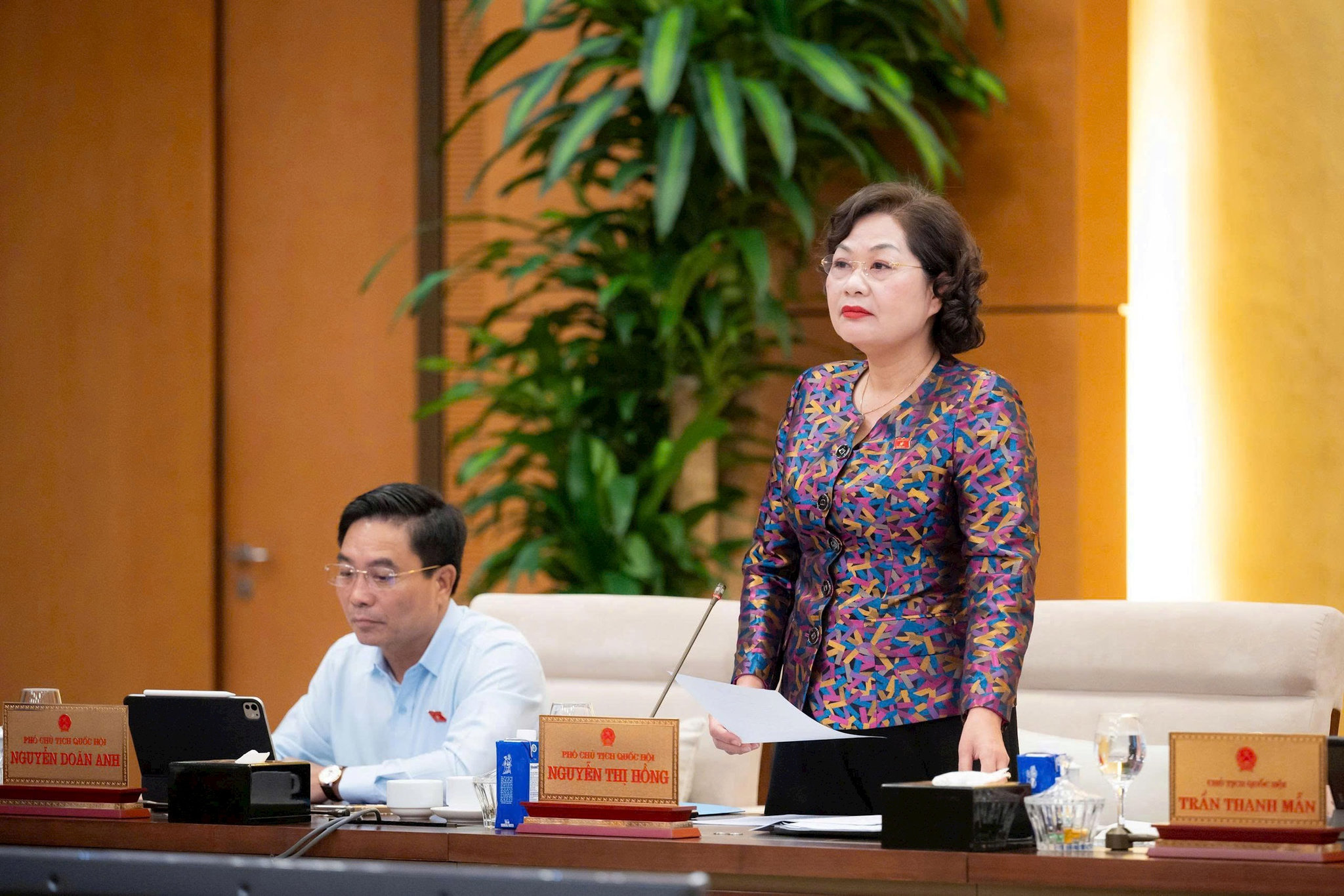 quoc-hoi-sang-14-7-8.jpg