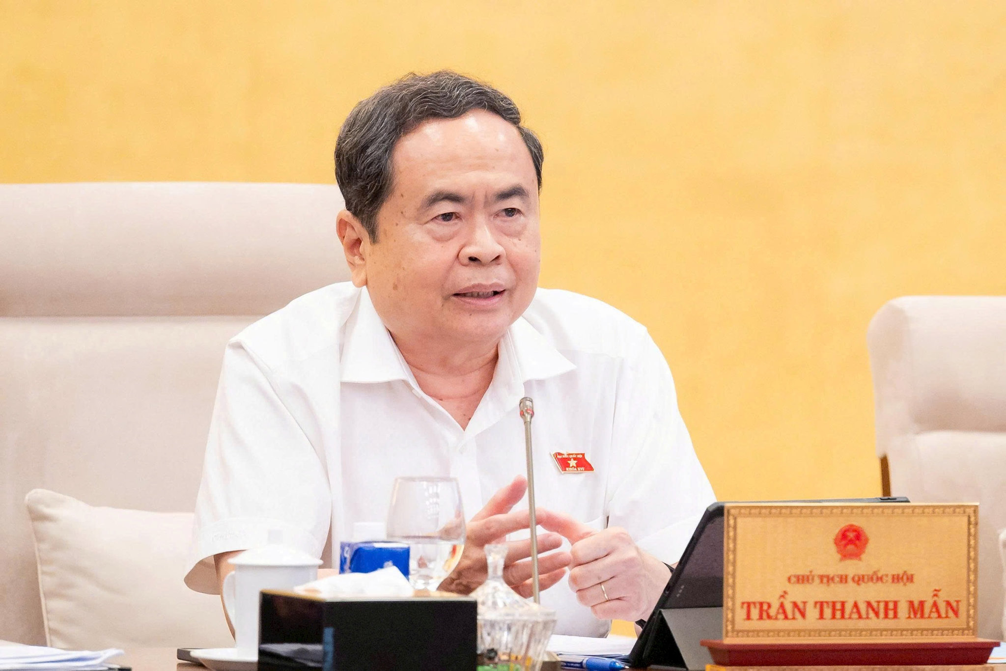 quoc-hoi-sang-14-7-9.jpg