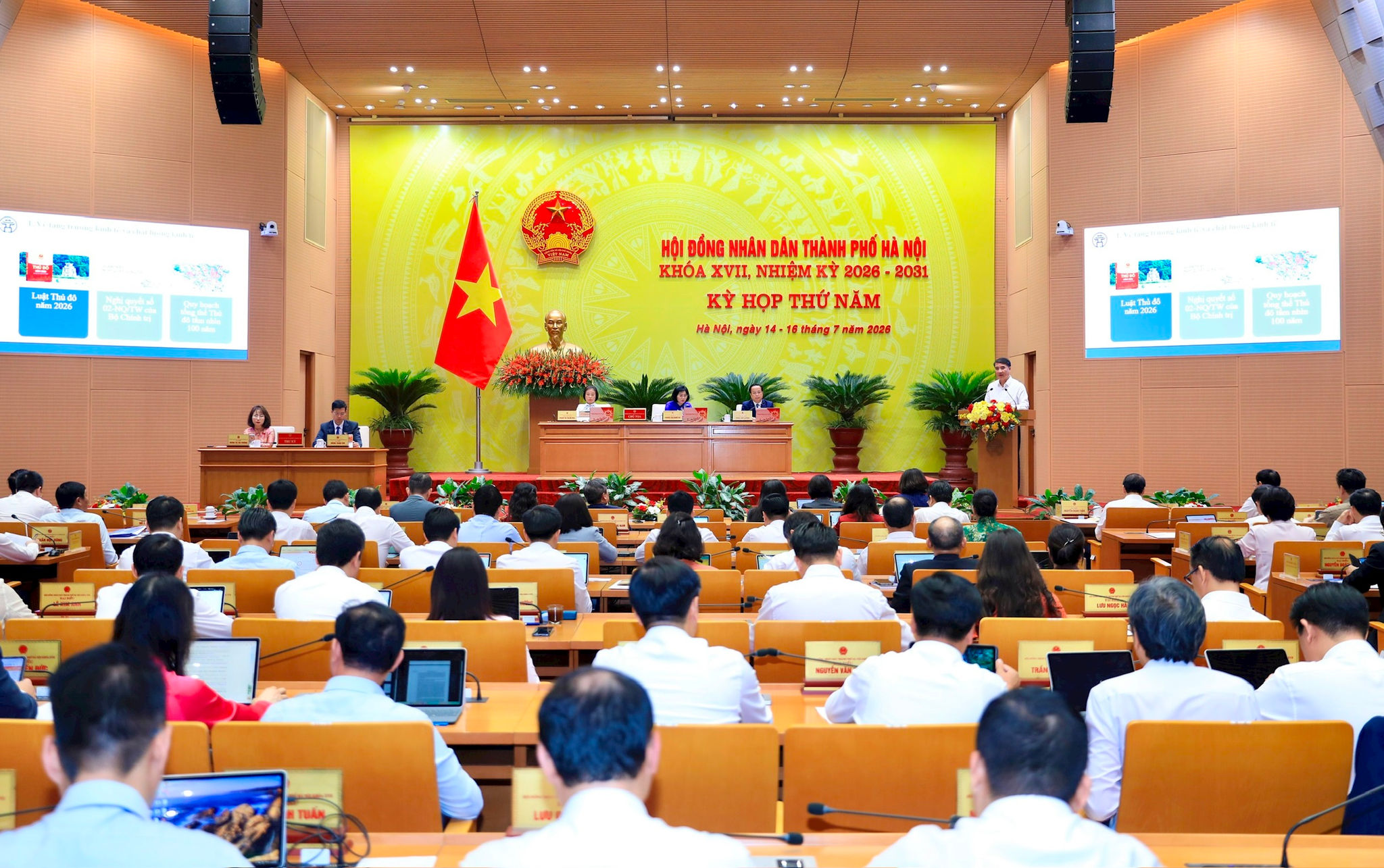 Kỳ họp thứ năm, HĐND thành phố Hà Nội. Ảnh: Thành Thái