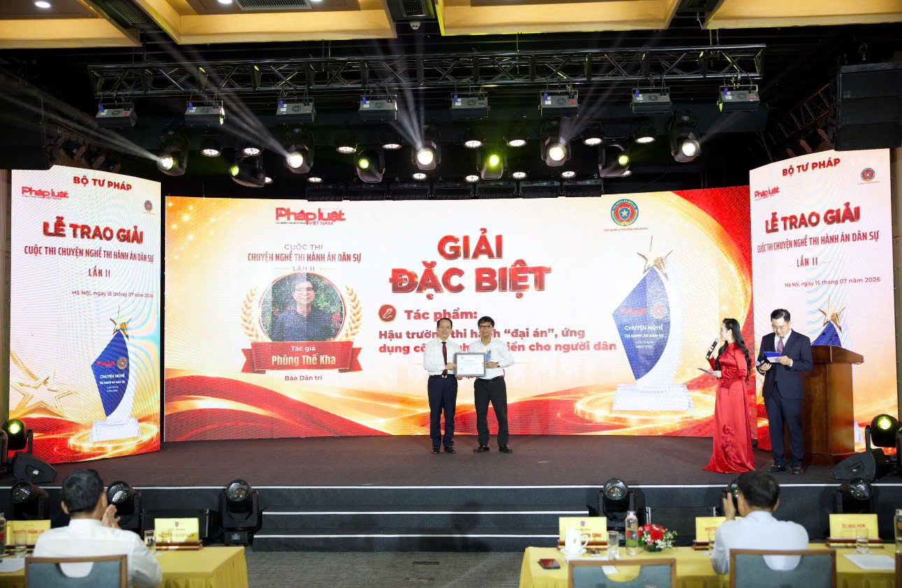 gen-h-z8045021826049_40389bfe93fcaa1864d40382157d5019.jpg