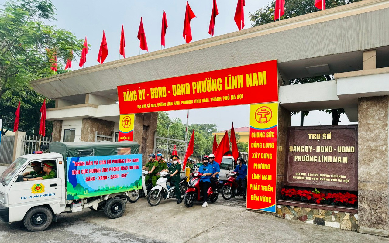 Phường Lĩnh Nam thường xuyên tổ chức những đợt ra quân đảm bảo trật tự đô thị, vệ sinh môi trường. Ảnh: LN
