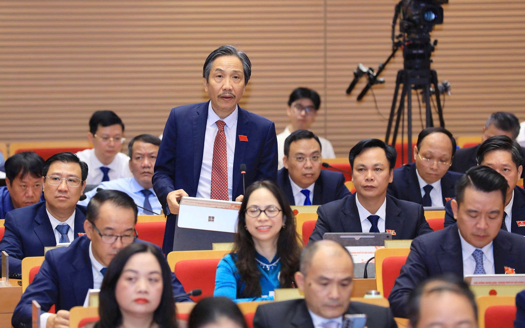 db-tuan.jpg