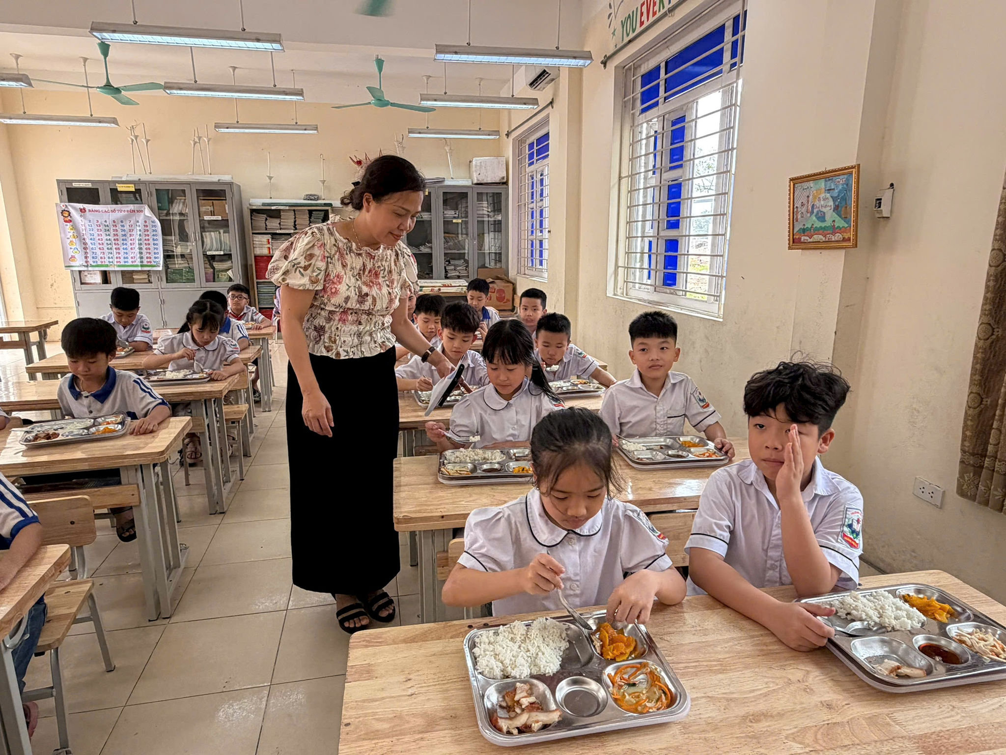 truong-tieu-hoc-quang-phu-cau.jpeg