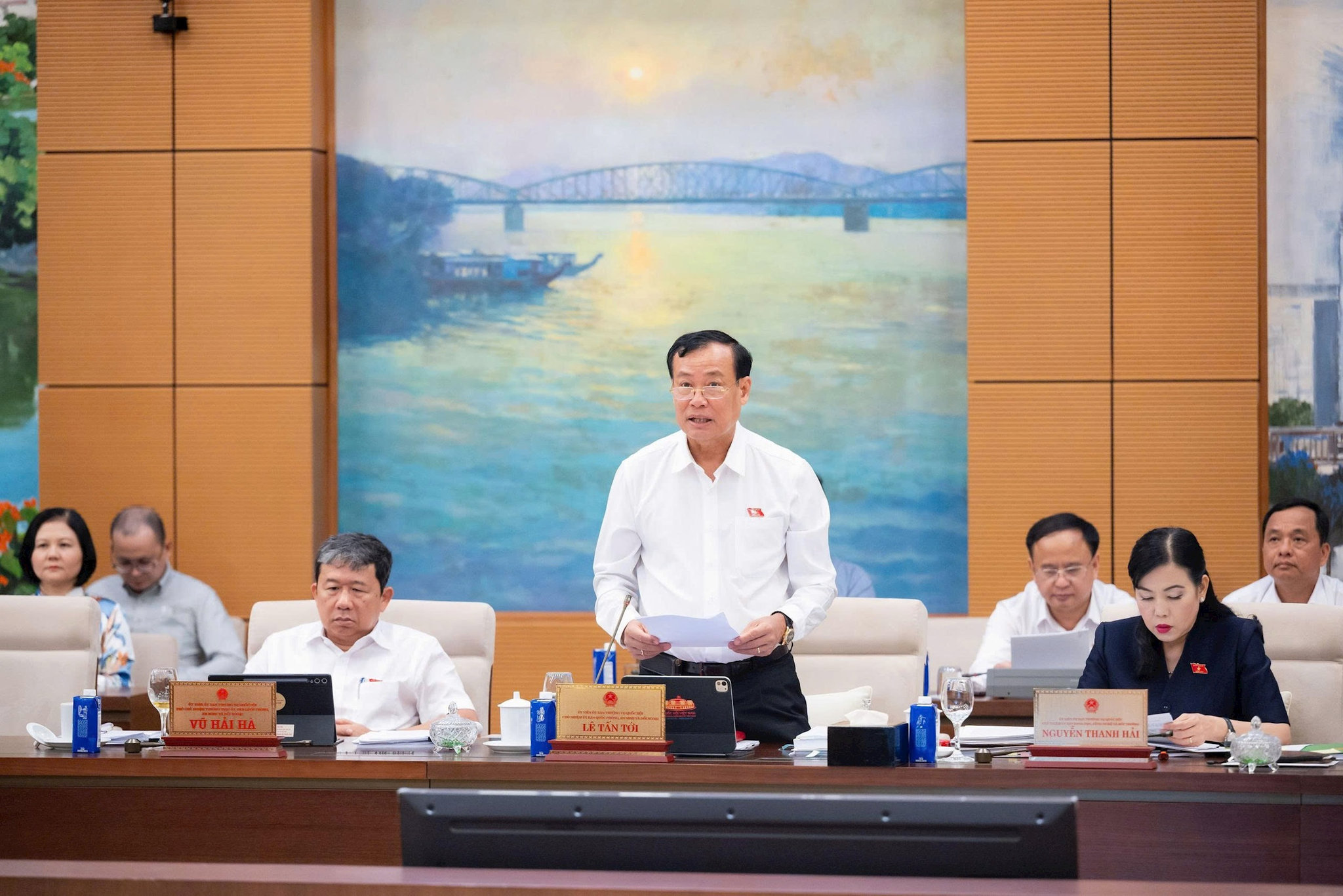 qh-sang-16-7-vu-khi-5.jpg