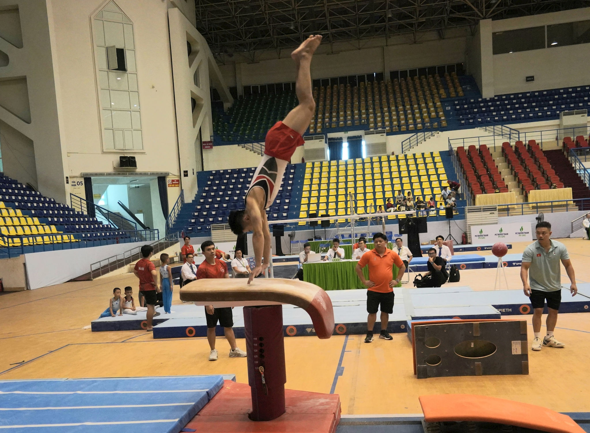 16-khai-mac-tddc4.jpg