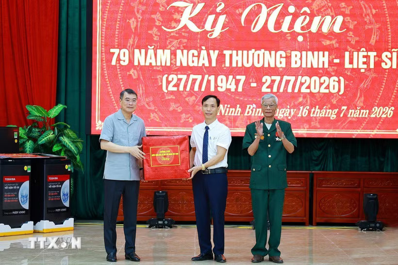 ccebb5c7a6bcbddb63b5f66a7a441f73c4240cc2107afa867-_ttxvn-thu-tuong-tham-trung-tam-dieu-duong-thuong-binh-kim-bang-1.jpg