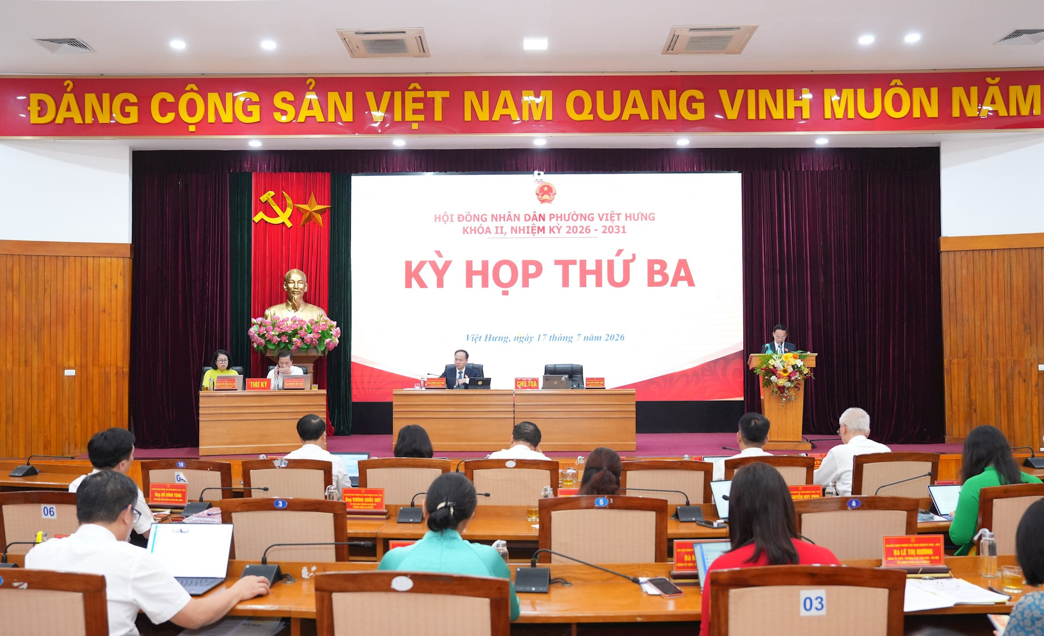 quang-canh-ky-hop-2.jpg