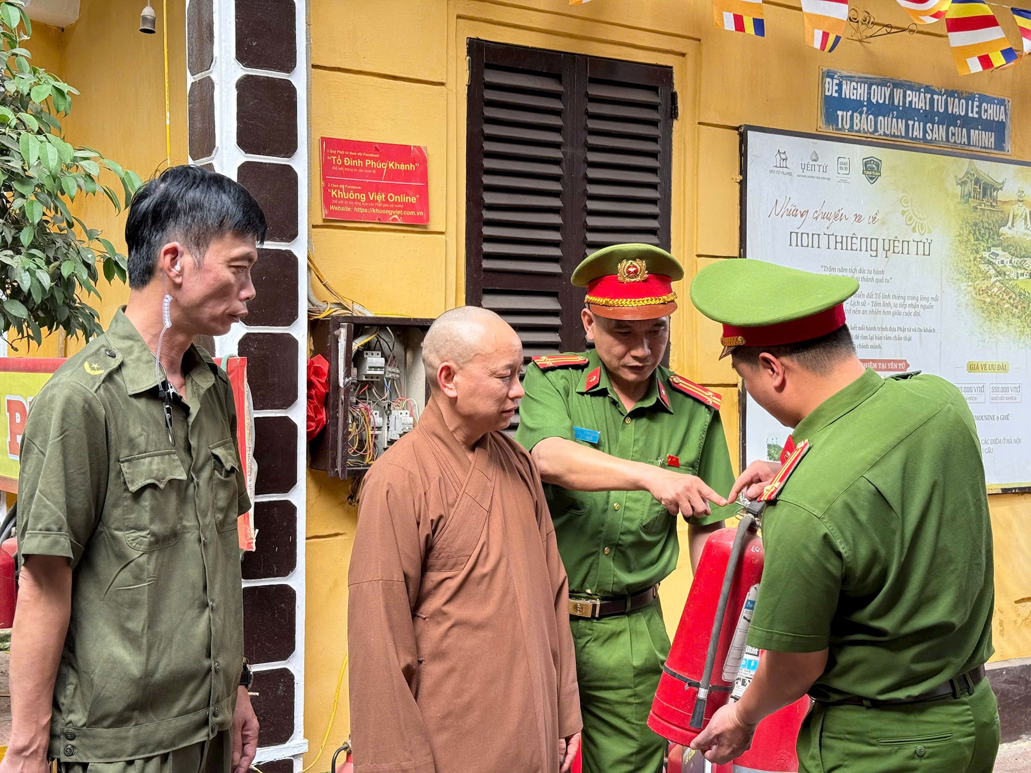 1(4).jpeg