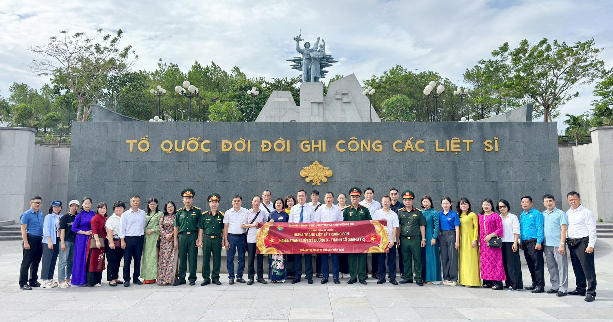 lang-dang-huong-3-.jpg