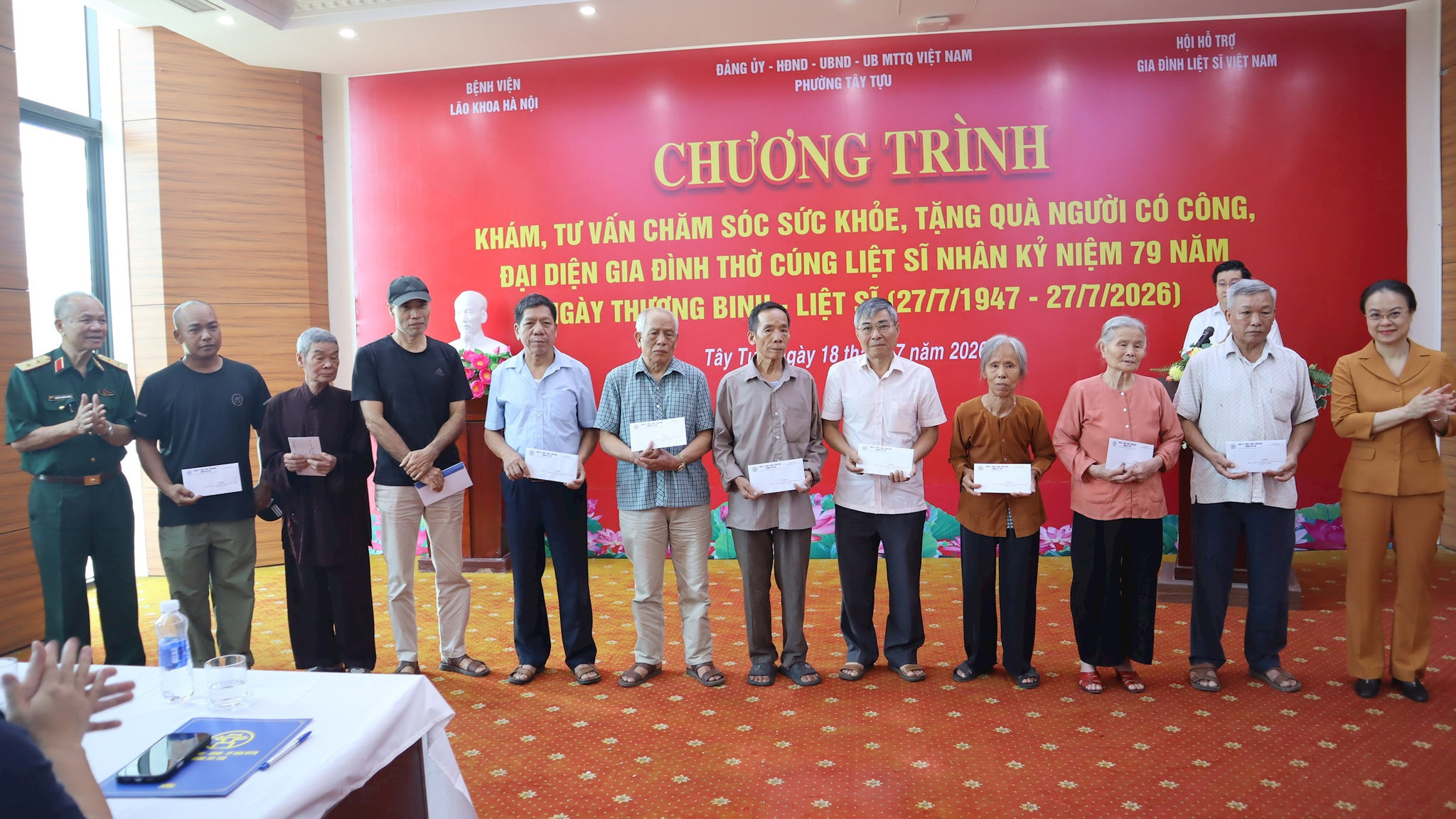 ksk-trao-qua-img_5232(1).jpg