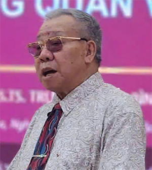 gs.ts-truong-quoc-binh.jpg