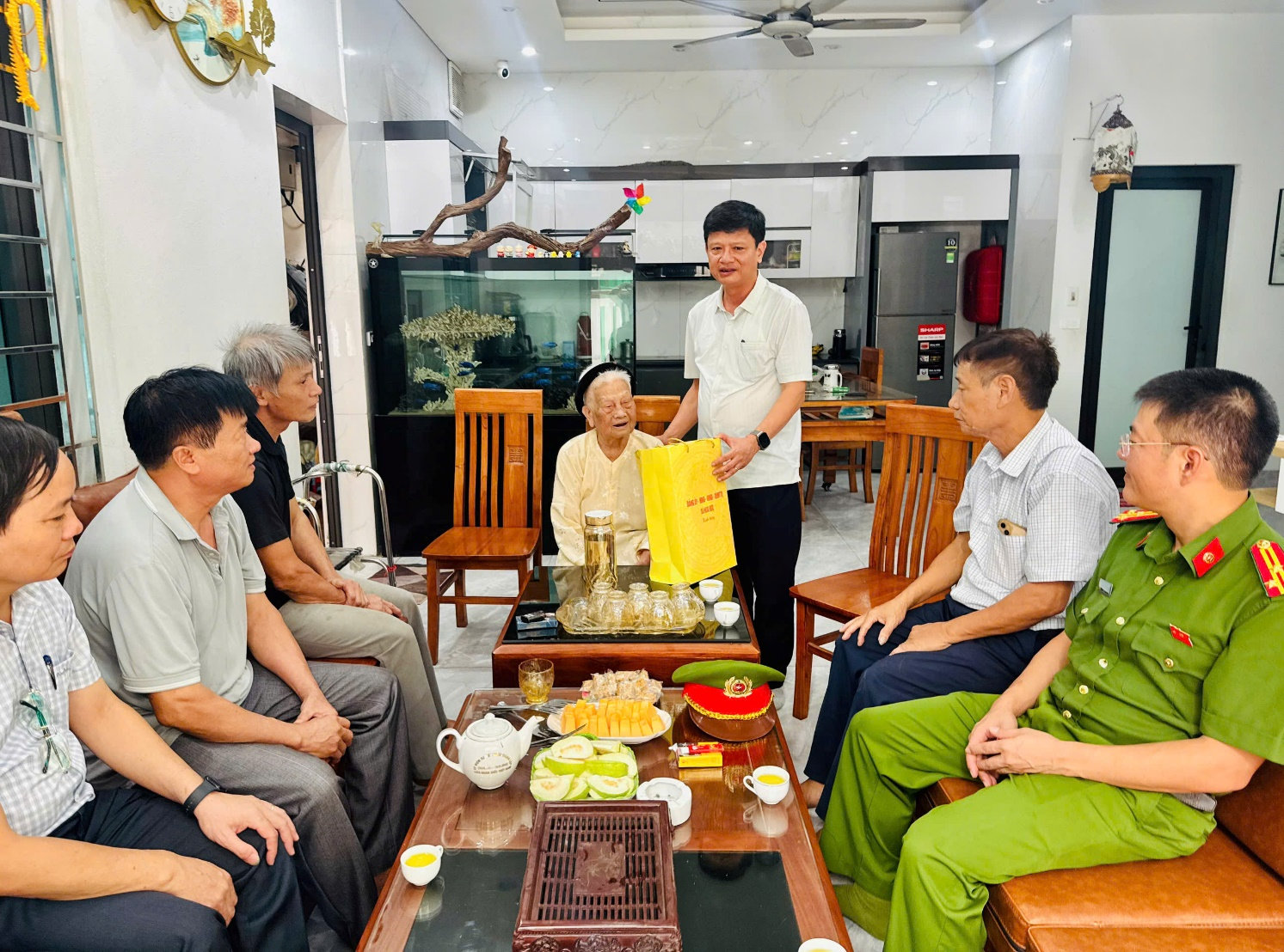 photo-1784534754378-1784534754646907717182.jpeg