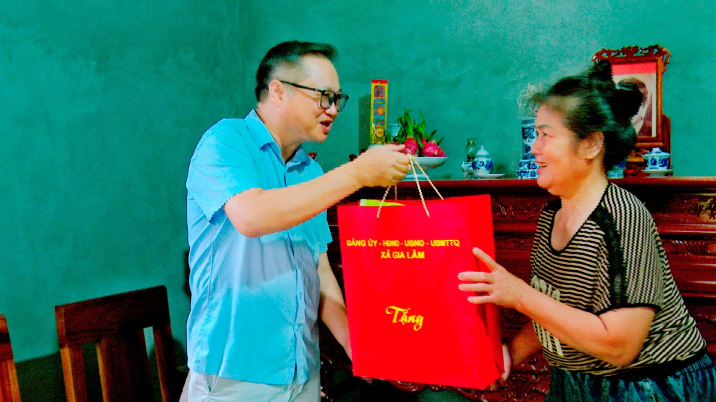 dong-chi-le-ngoc-anh-tang-2.jpeg