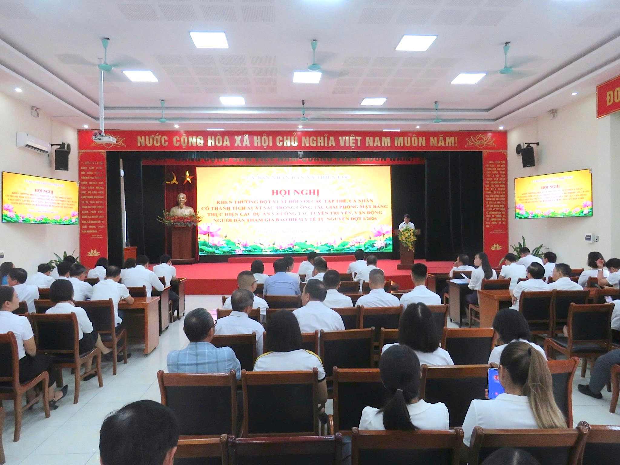 Quang cảnh hội nghị. Ảnh: Tú Linh