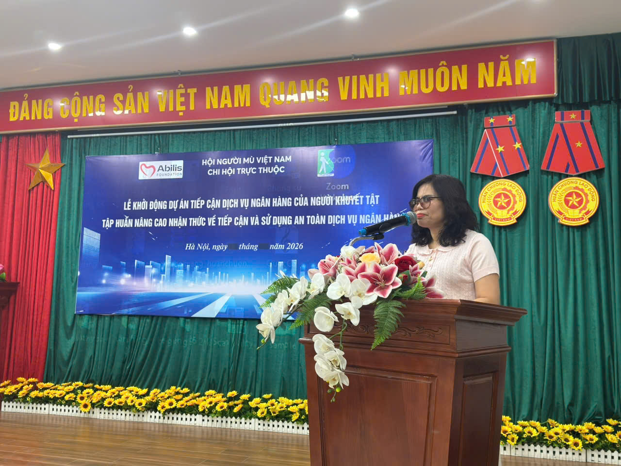anh-phat-bieu.jpg