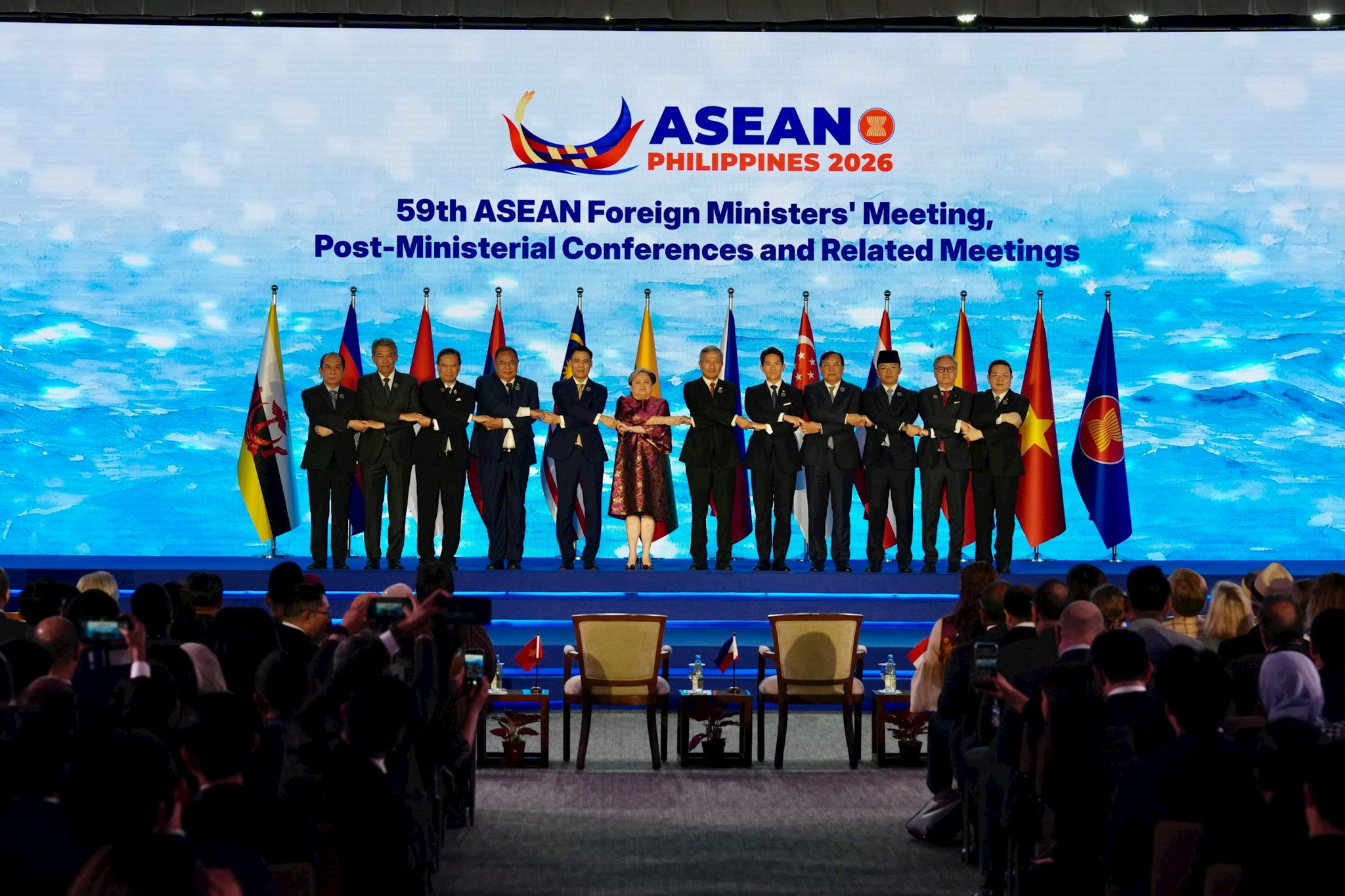 amm59_khai-mac.jpg