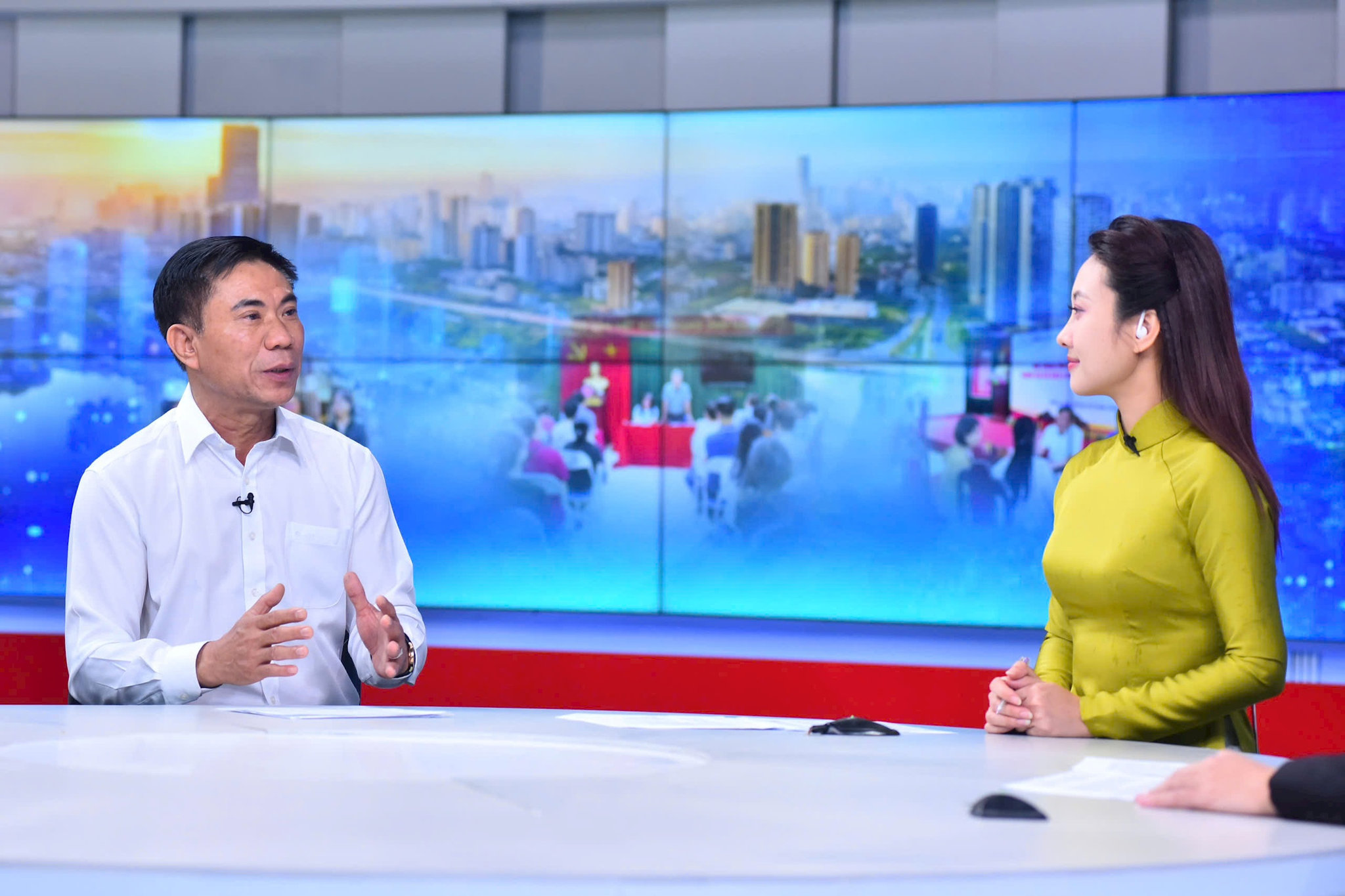 TS. Đoàn Văn Báu trao đổi tại chương trình. Ảnh: Phan Anh
