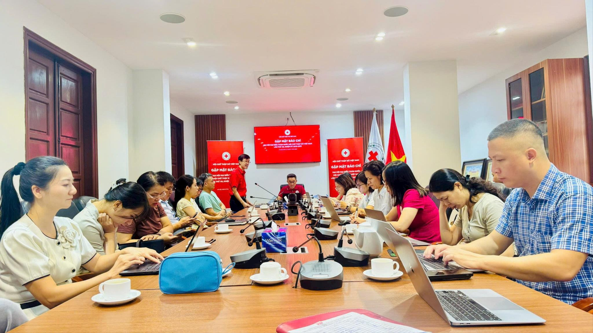 quang-canh-chu-thap-do.jpg