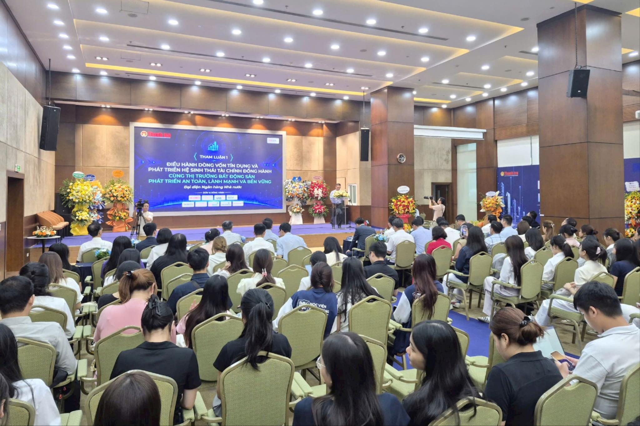 Hướng dòng vốn vào dự án đáp ứng nhu cầu thực