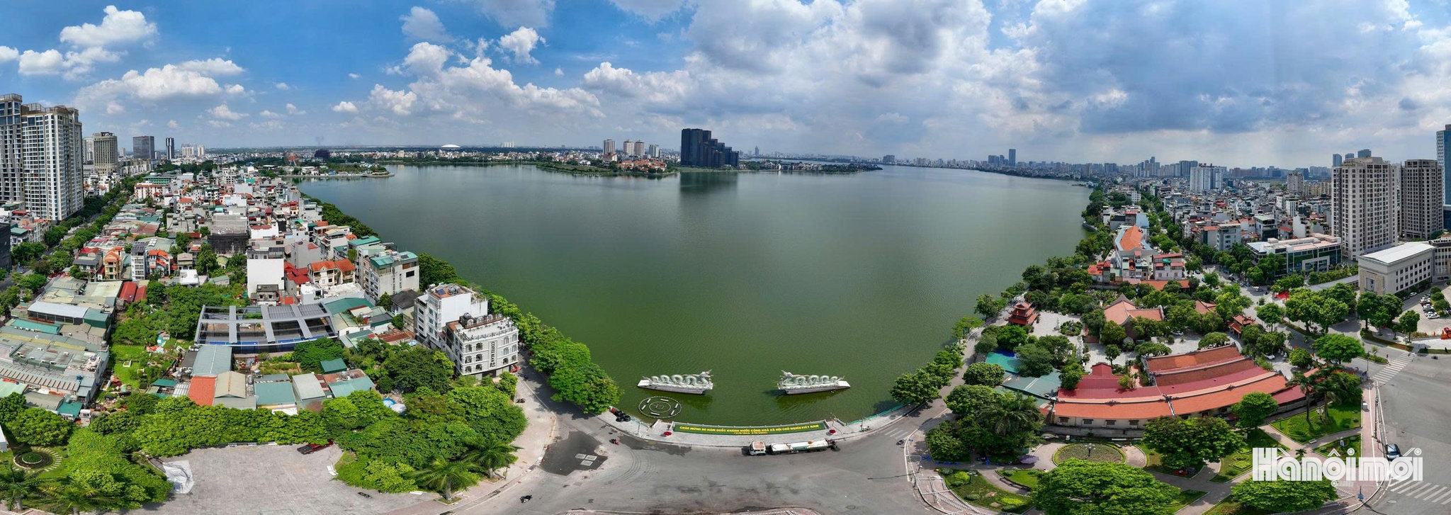 Quang cảnh Hồ Tây. Ảnh: Phạm Hùng