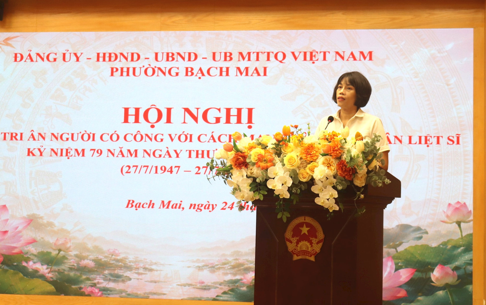 Phó Bí thư Đảng ủy, Chủ tịch UBND phường Bạch Mai Nguyễn Thị Thu Hiền phát bie